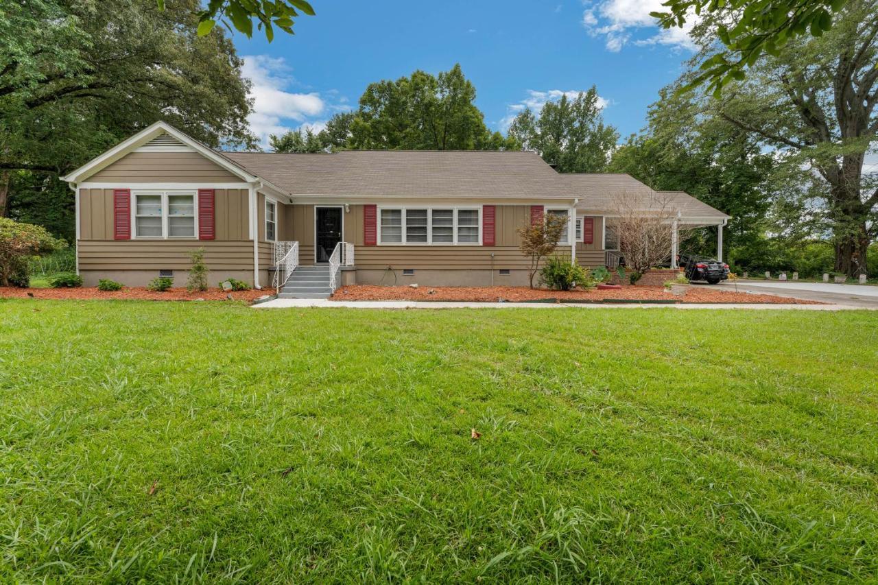 Mins To Graceland Secluded Rambling Ranch Style Home Memphis Buitenkant foto
